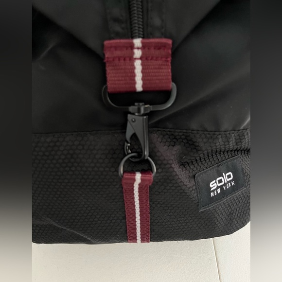 Backpack - Picture 4 of 8